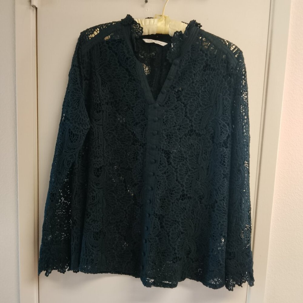 Women's Soft Surroundings Black Crochet Lace Blouse with Cami Size medium
